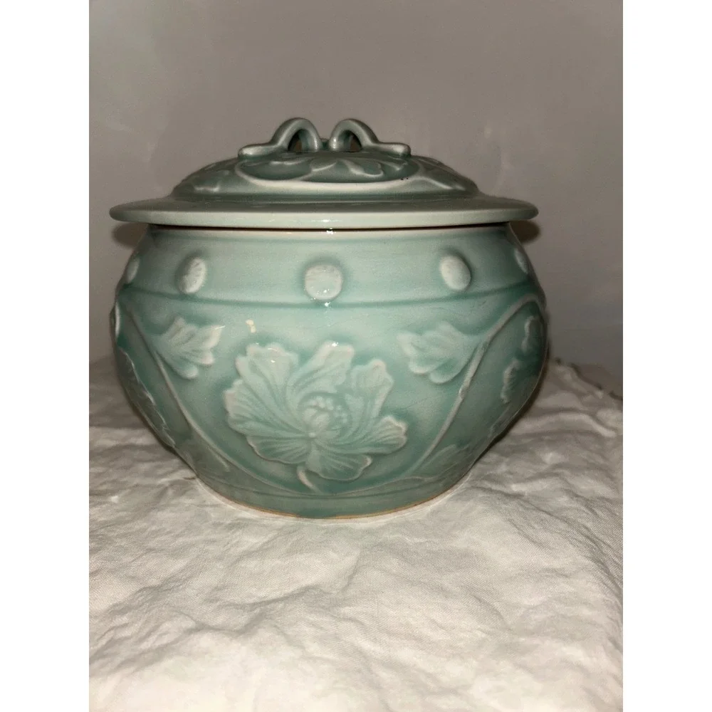 Vintage Korean Celadon Ginger Jar Lidded Ceramic Floral Relief Green Pottery
